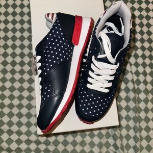 Navy Star-Patterned Men's Sneakers